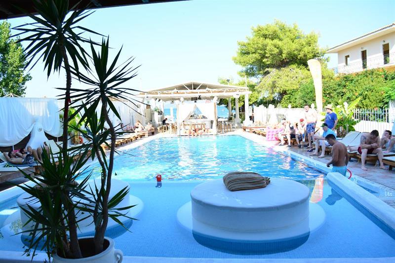 Cavo D' Oro Complex Kávos